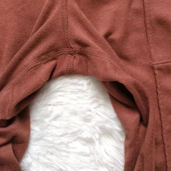 Vuori Halo Slim Flare DreamKnit Pants Women's Size Small Rosewood - Picture 9 of 10